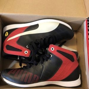 PUMA FERRARI men’s size 8 brand new
